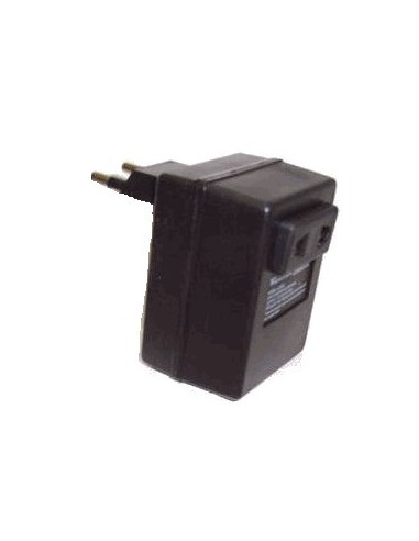 TRANSFORMADOR DE 110-120V A  220-240V